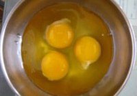 蟹肉摊鸡蛋的做法 步骤1