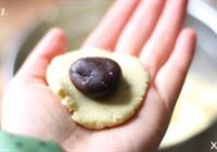 椰香红薯饼的做法 步骤5