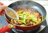麻辣酥香陈皮虾的做法 步骤8