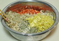 酸菜盒子的做法 步骤9