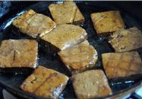 酱骨头的做法 步骤5
