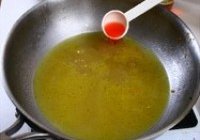 酸汤肥牛的做法 步骤13