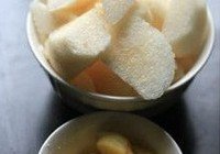 生姜蜜梨汤的做法 步骤1