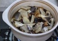 河豚鱼干红烧排骨的做法 步骤10