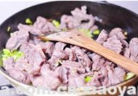 咖喱炖牛腩的做法 步骤4