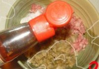 榨菜肉末多层饼的做法 步骤8