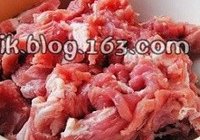 孜然爆羊肉的做法 步骤3