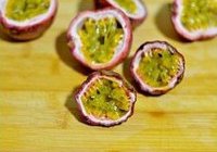 百香果果酱的做法 步骤1